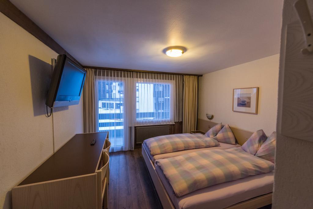 Hostel Walser Saas-Fee Eksteriør bilde
