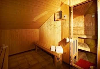 Hostel Walser Saas-Fee Eksteriør bilde